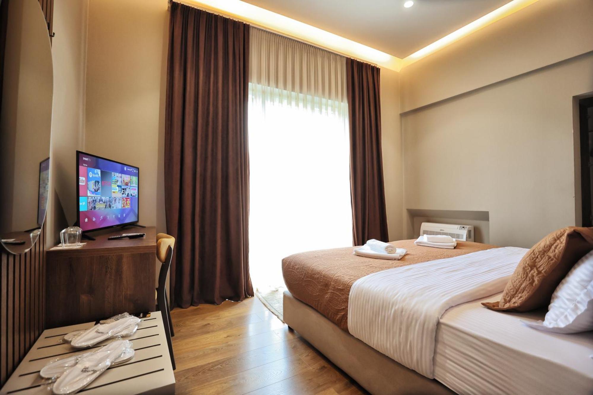 Vila Casablanca - Boutique Hotel & Restaurant Shkodër Exteriör bild