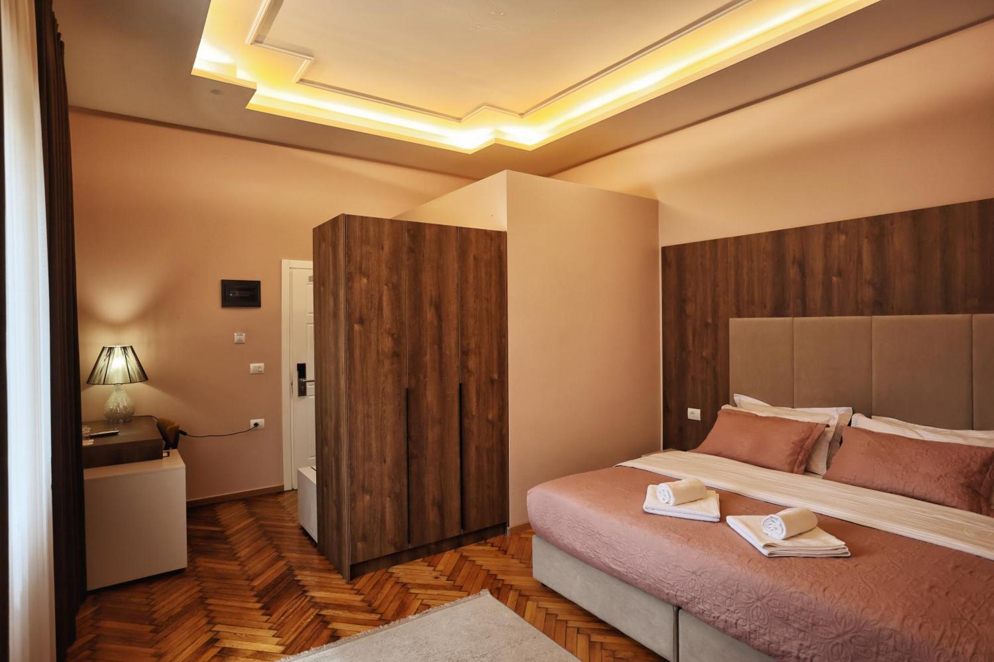 Vila Casablanca - Boutique Hotel & Restaurant Shkodër Exteriör bild