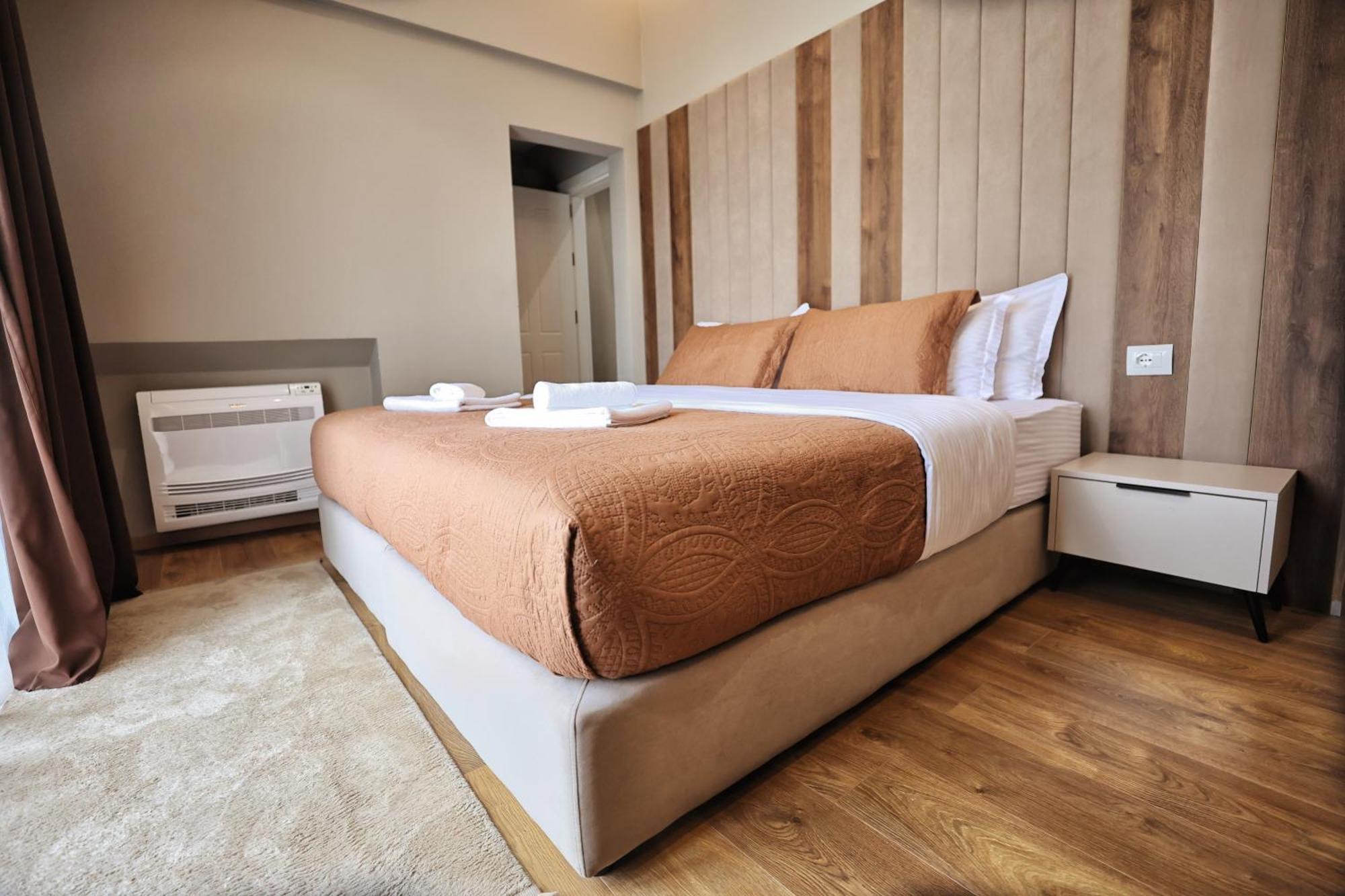 Vila Casablanca - Boutique Hotel & Restaurant Shkodër Exteriör bild